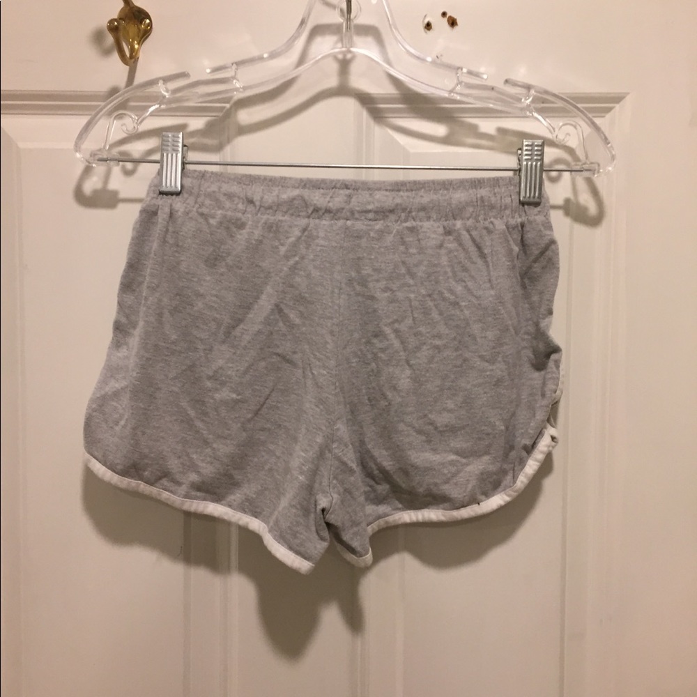 Pringle shorts - Picture 2 of 3